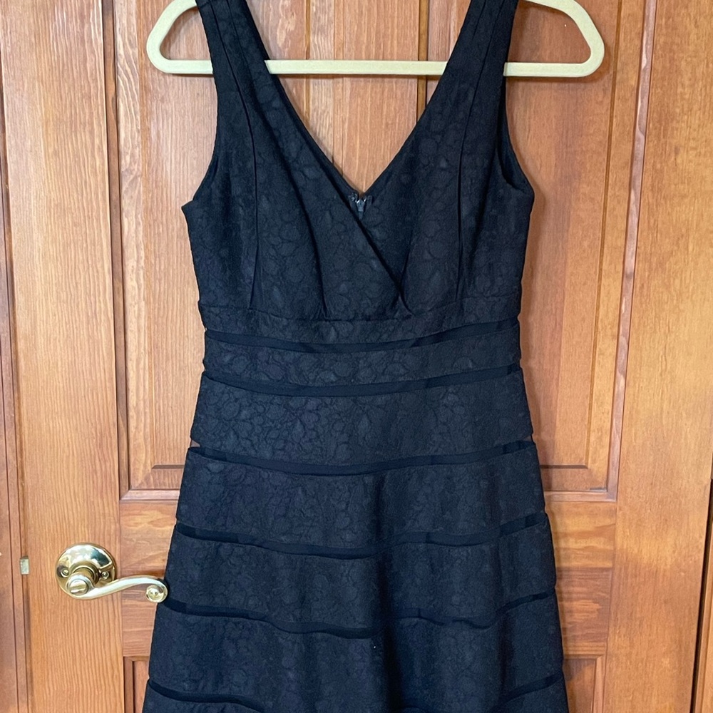 White House Black Market Elegant Black dress